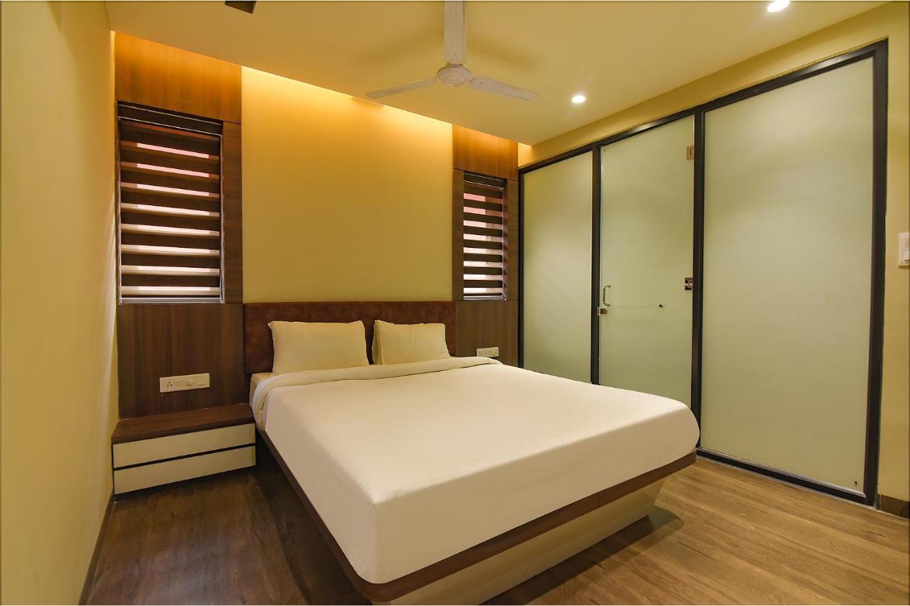 Fabhotel Eros 282 - Nr Sreebhumi Liluāh 외부 사진