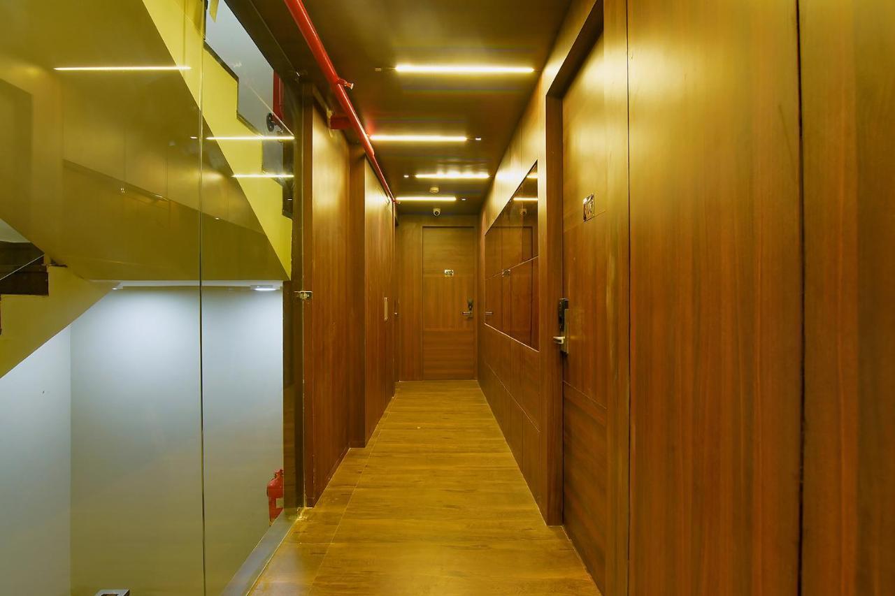 Fabhotel Eros 282 - Nr Sreebhumi Liluāh 외부 사진